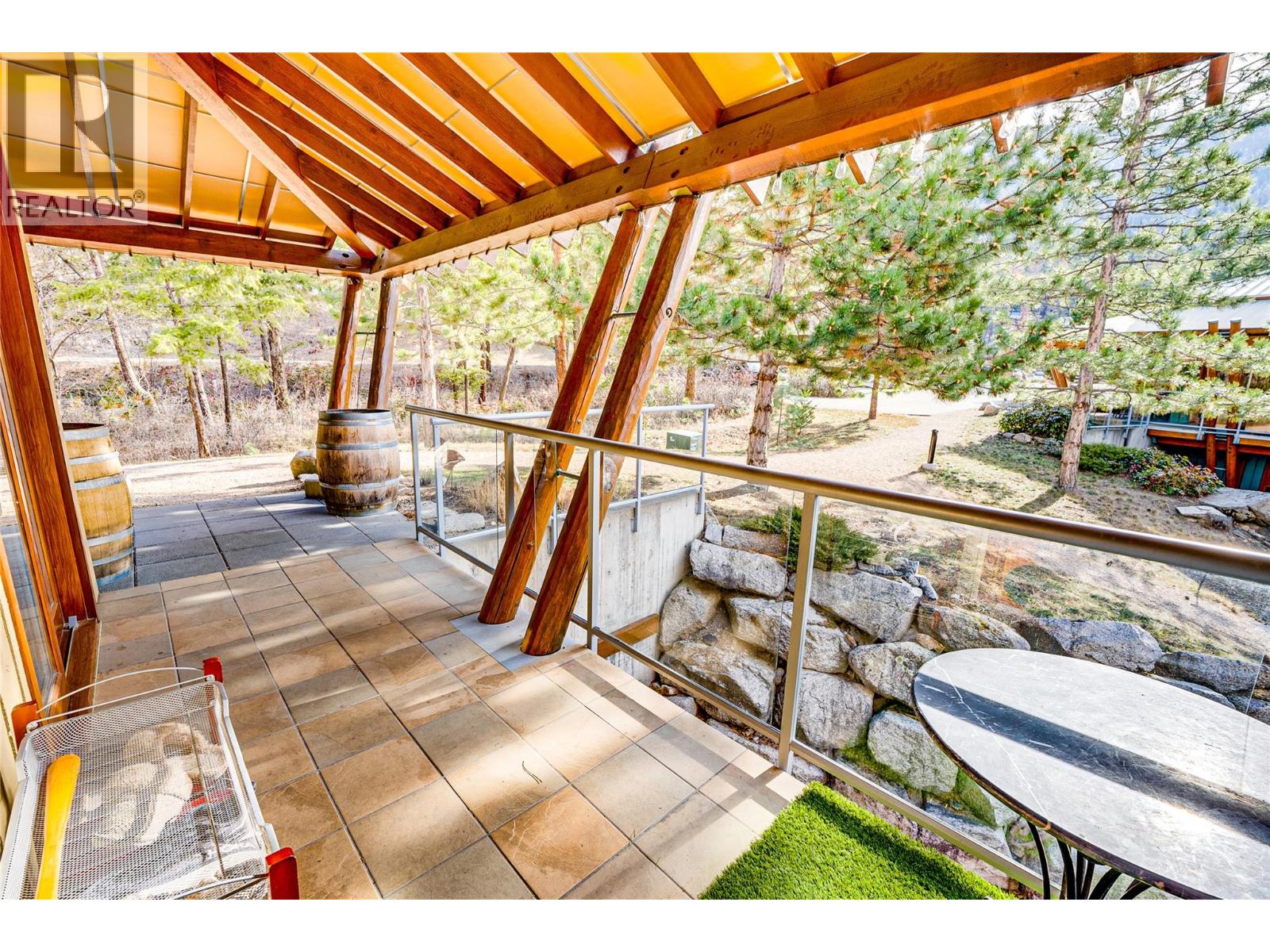 #92 9845 EASTSIDE ROAD - 44