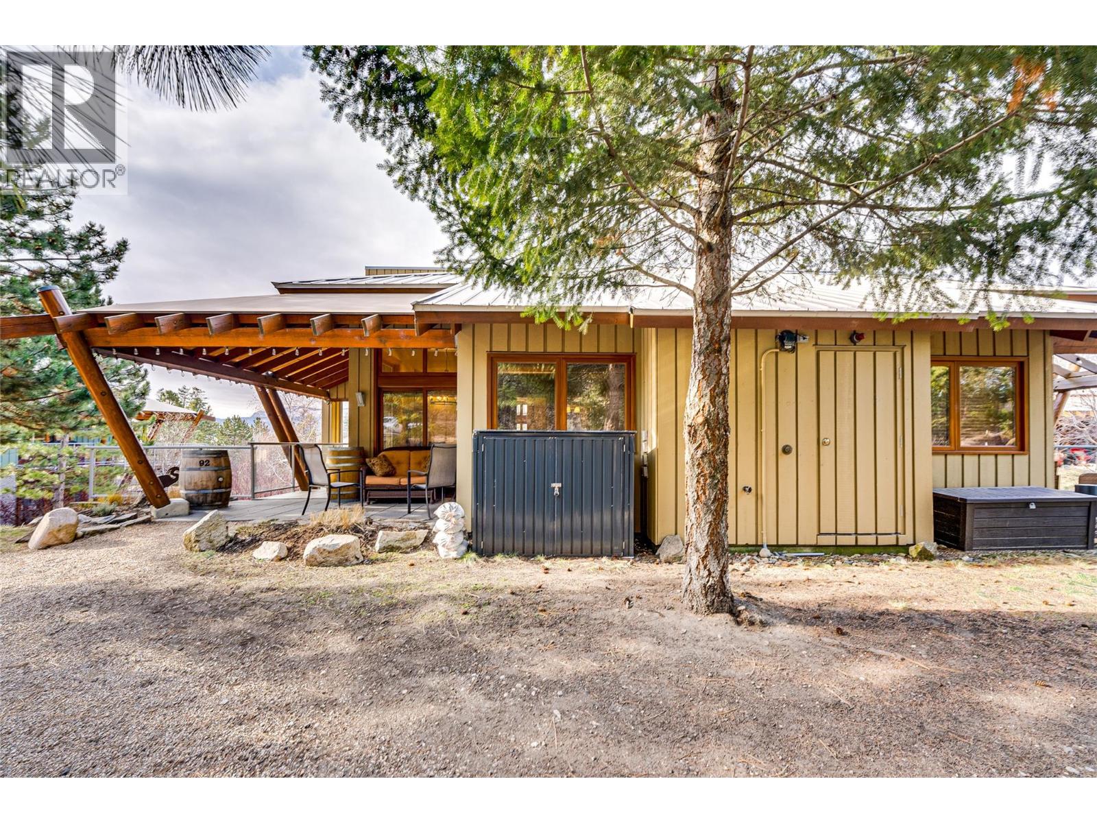 #92 9845 EASTSIDE ROAD - 46