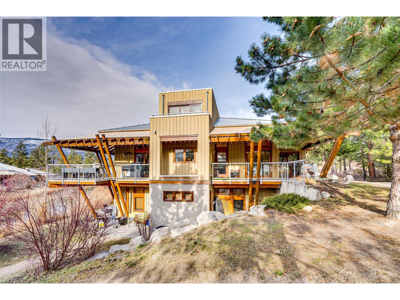 #92 9845 EASTSIDE ROAD - 48