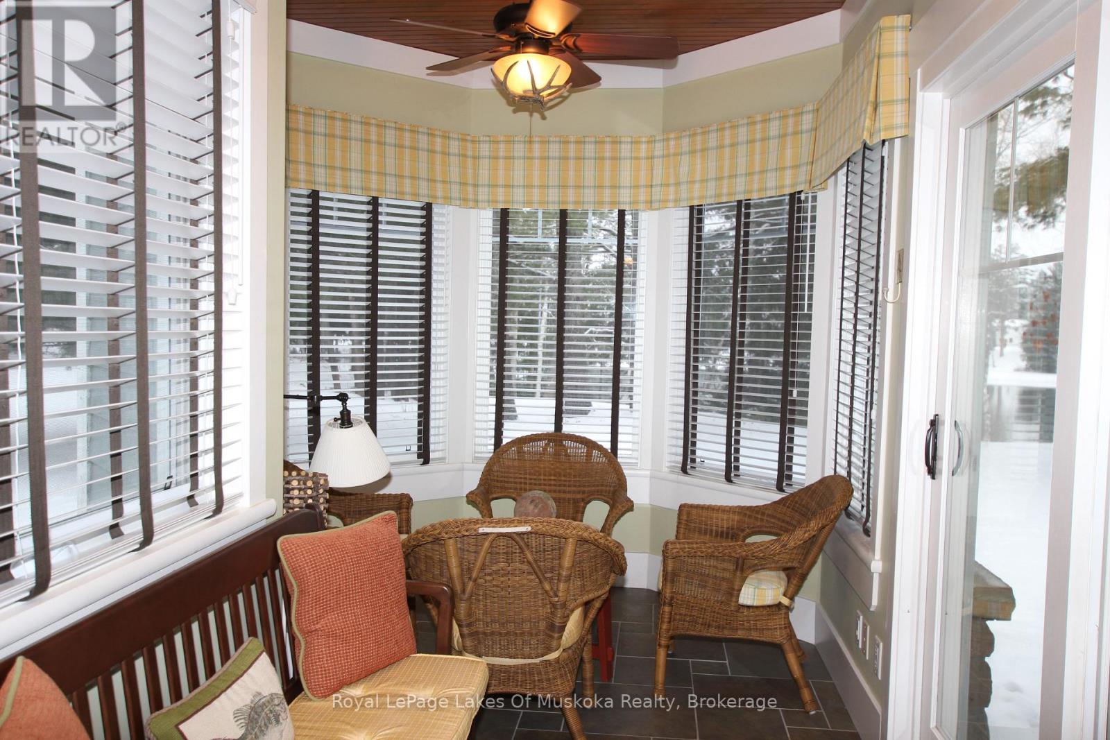 #V 9, W5 1020 BIRCH GLEN ROAD - 18