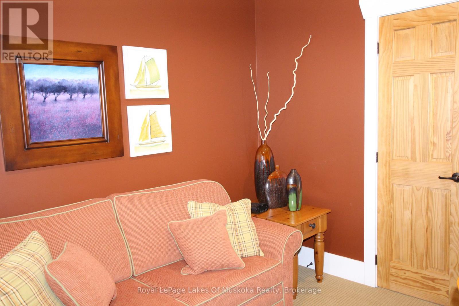#V 9, W5 1020 BIRCH GLEN ROAD - 20