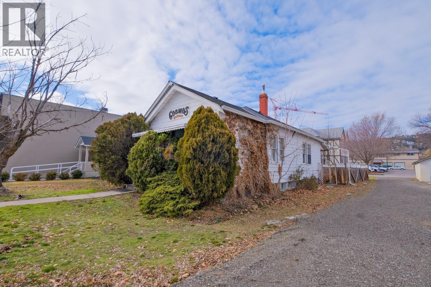  13218 KELLY Avenue, Summerland