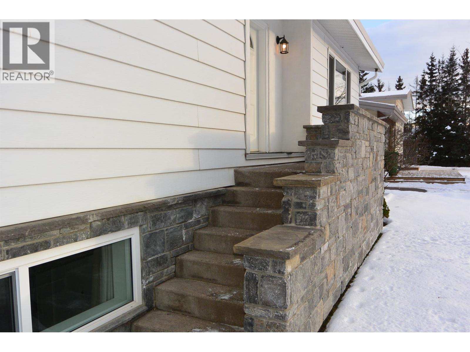 3920 11TH Avenue, Smithers