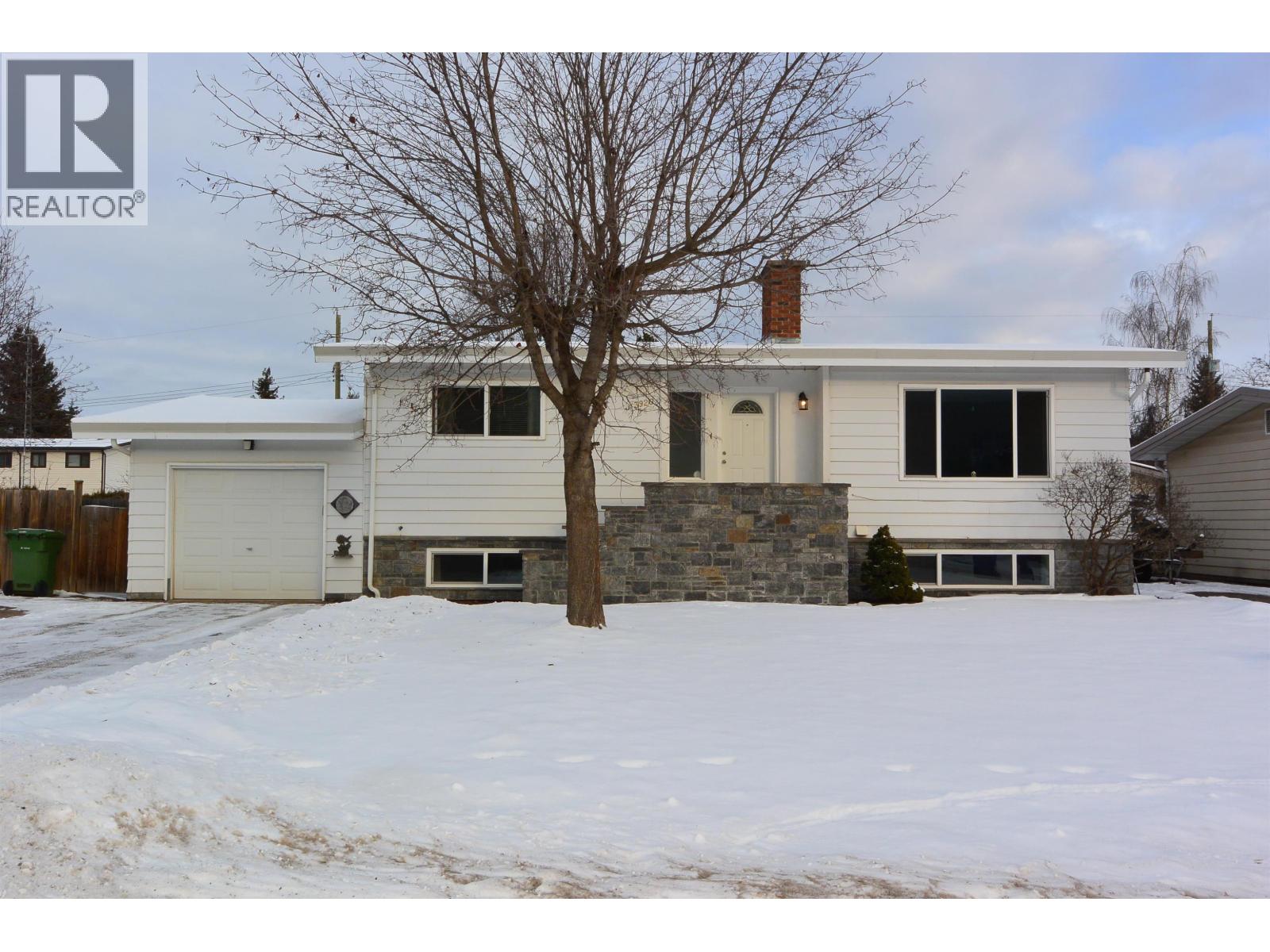 3920 11TH Avenue, Smithers