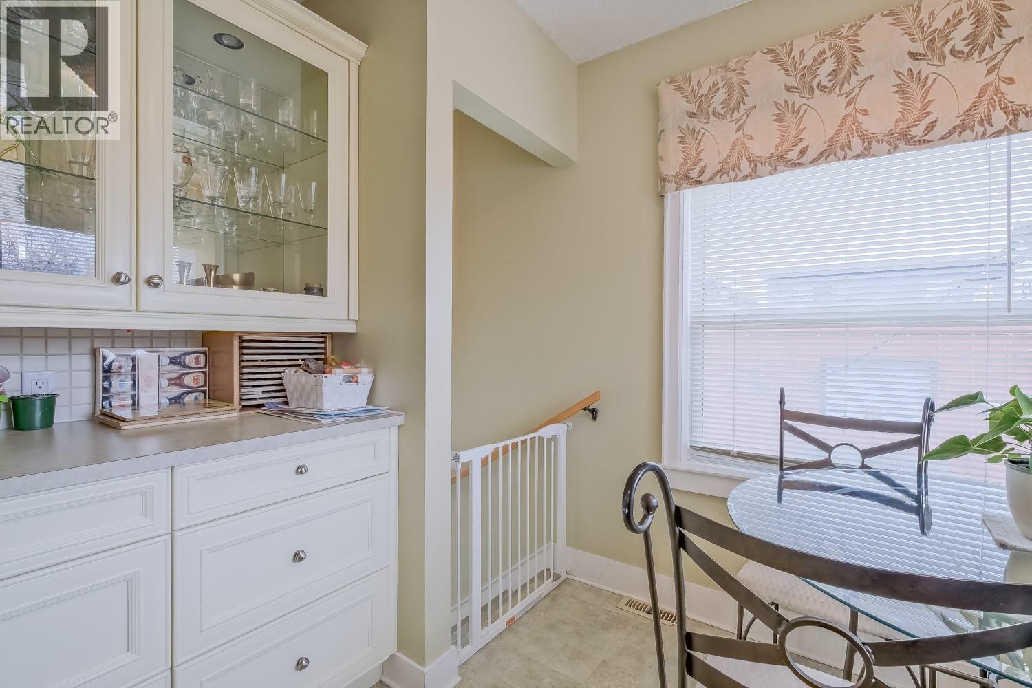  433 HEALES Avenue, Penticton