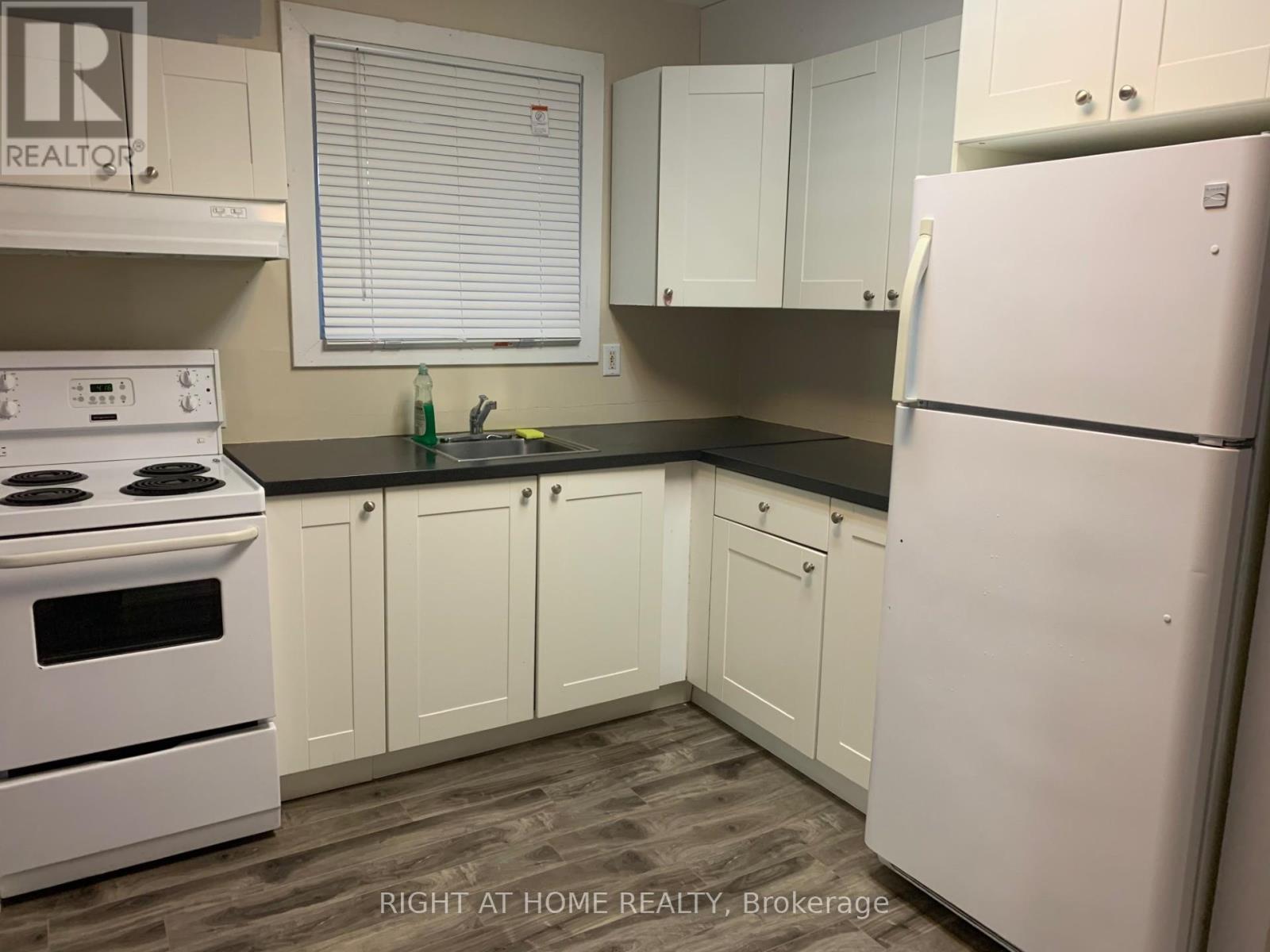 22 Gable Unit Main photo 2