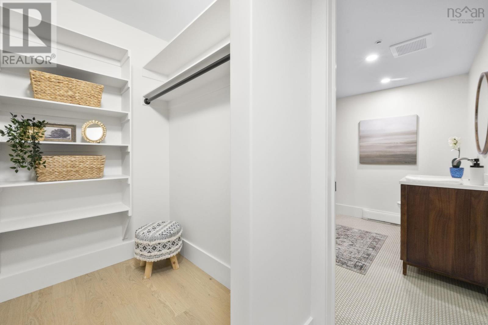 Property 30 of 50 of 604 1540 Summer Street