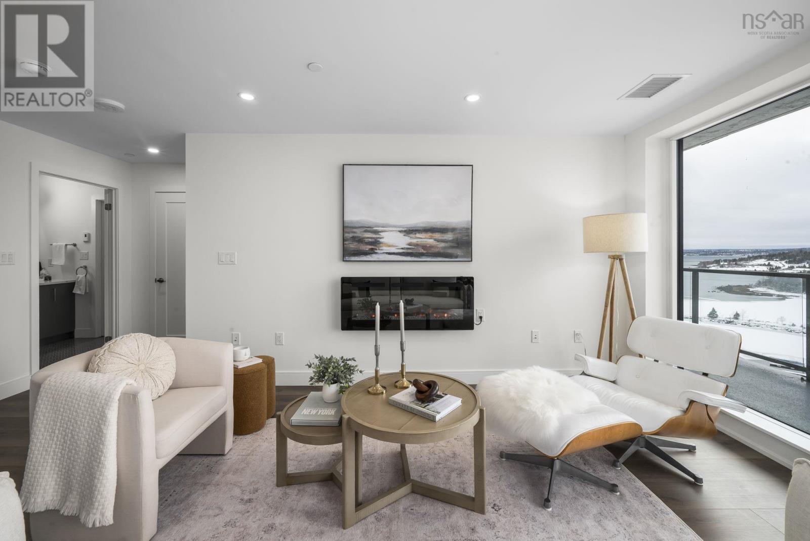 Property 20 of 45 of 1203 72 Seapoint Road