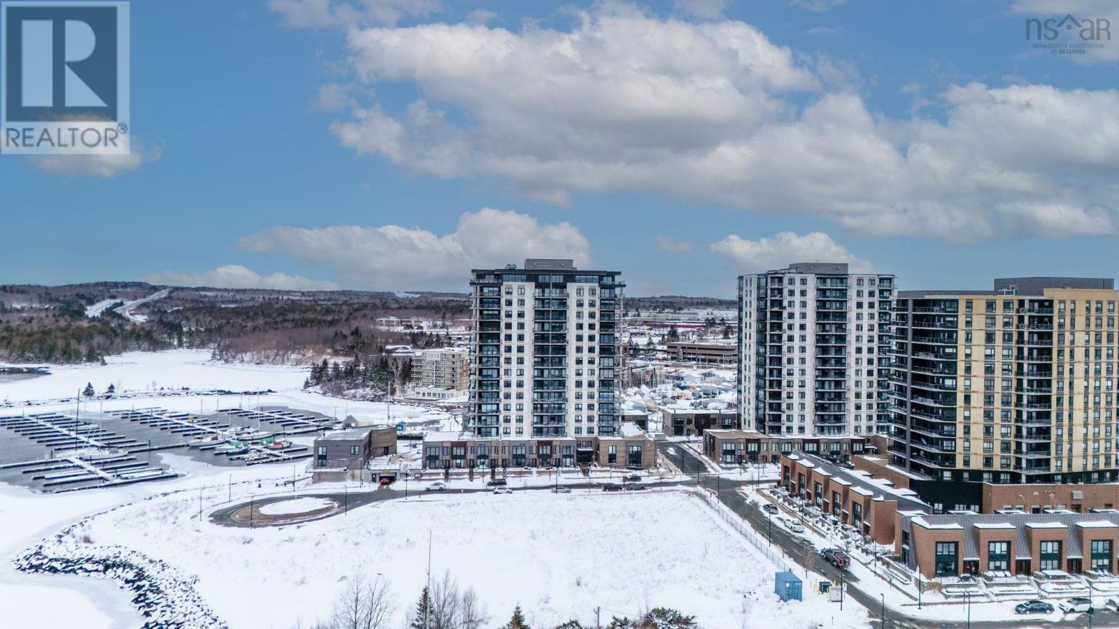 Property 42 of 45 of 1203 72 Seapoint Road