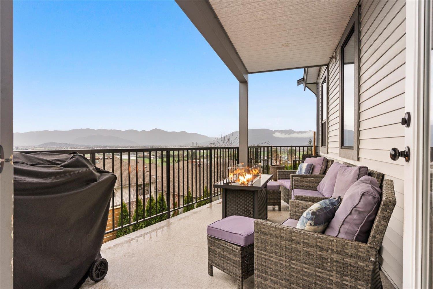 50945 SOPHIE CRESCENT, Eastern Hillsides, Chilliwack