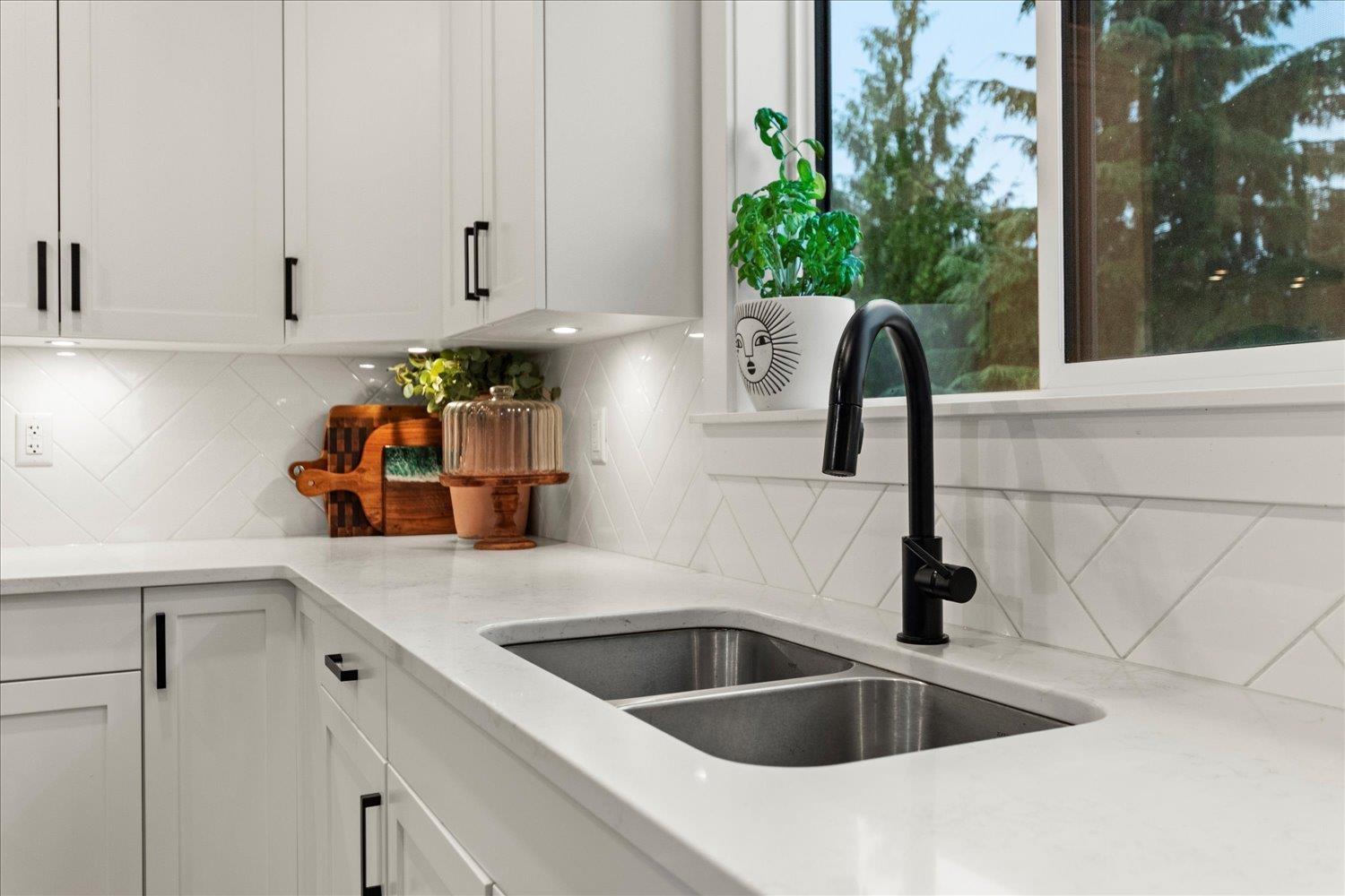 50945 SOPHIE CRESCENT, Eastern Hillsides, Chilliwack