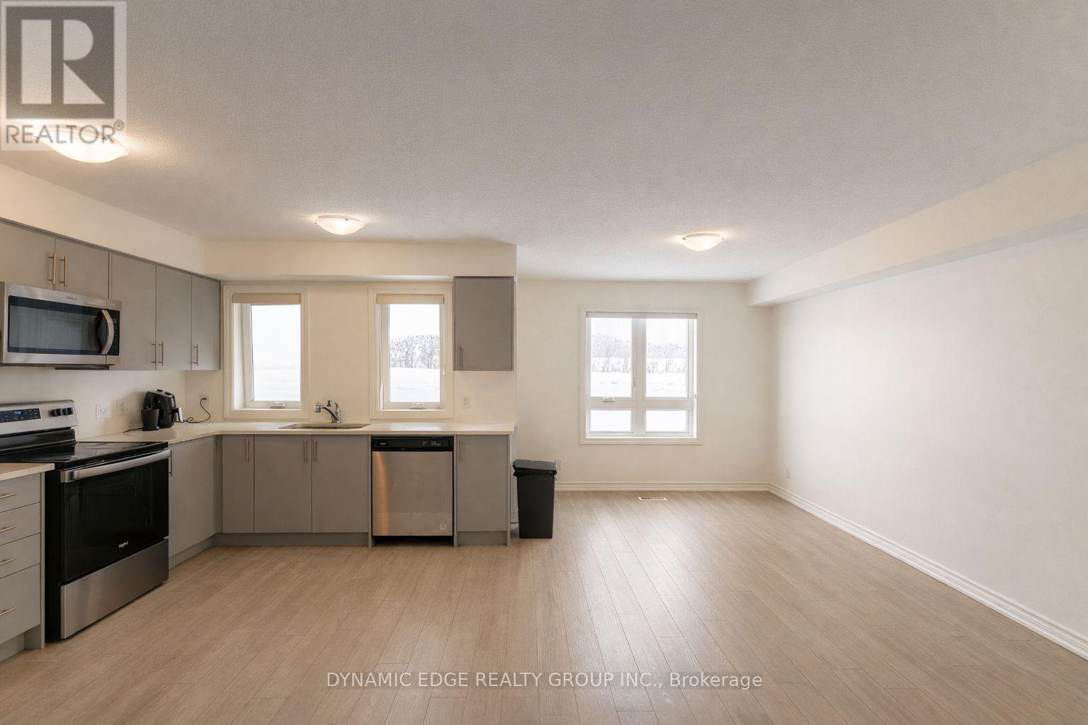 235 Chapel Hill Unit 25 photo 2