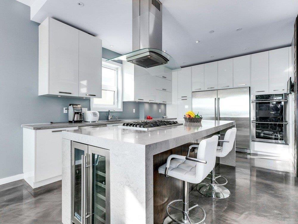 15061 VICTORIA AVENUE, White Rock