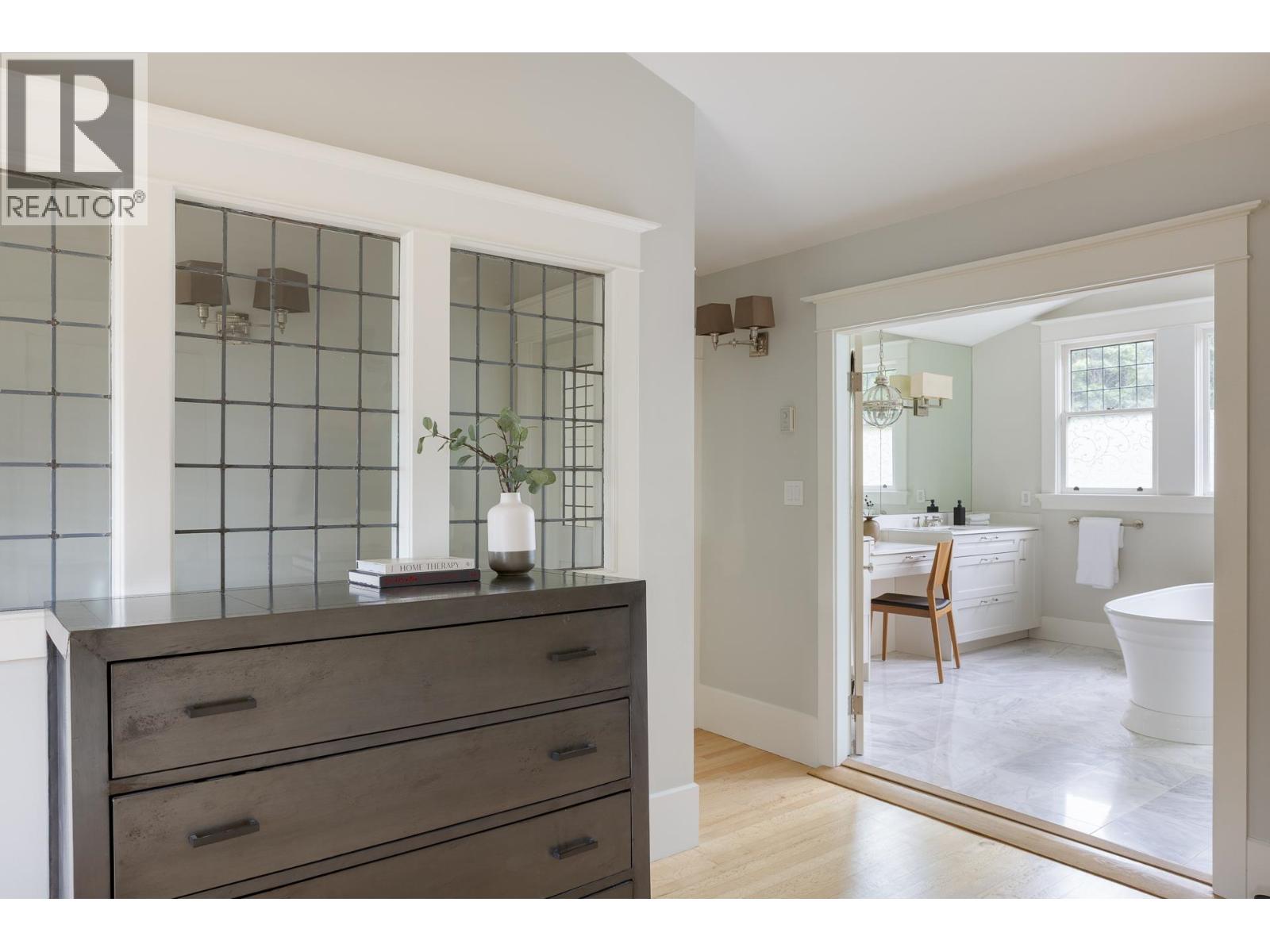 3545 DOWSLEY COURT, North Vancouver