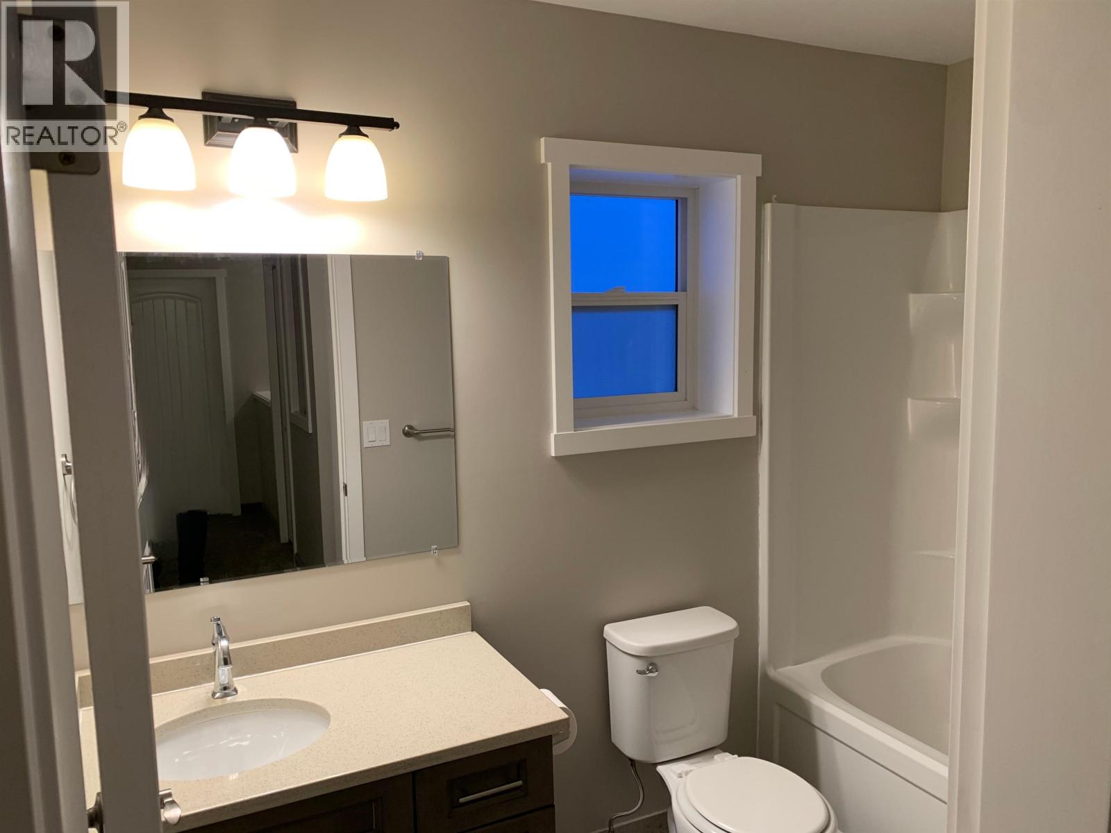 10115-10121 97 AVENUE - 31