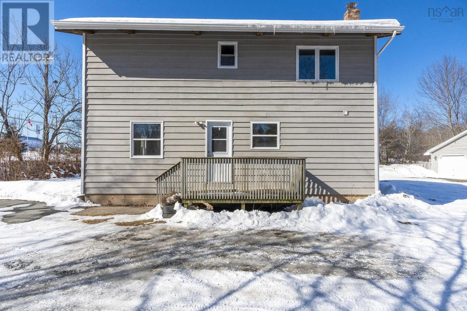 Property 29 of 38 of 2 Oldham Rd