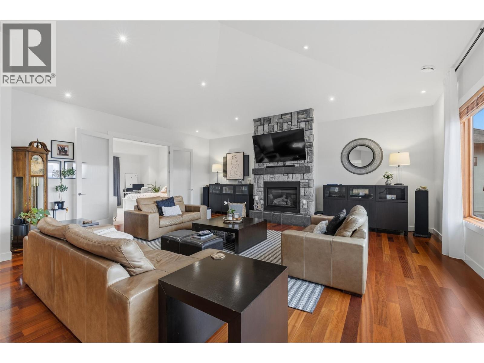 509 CARAMILLO COURT - 9