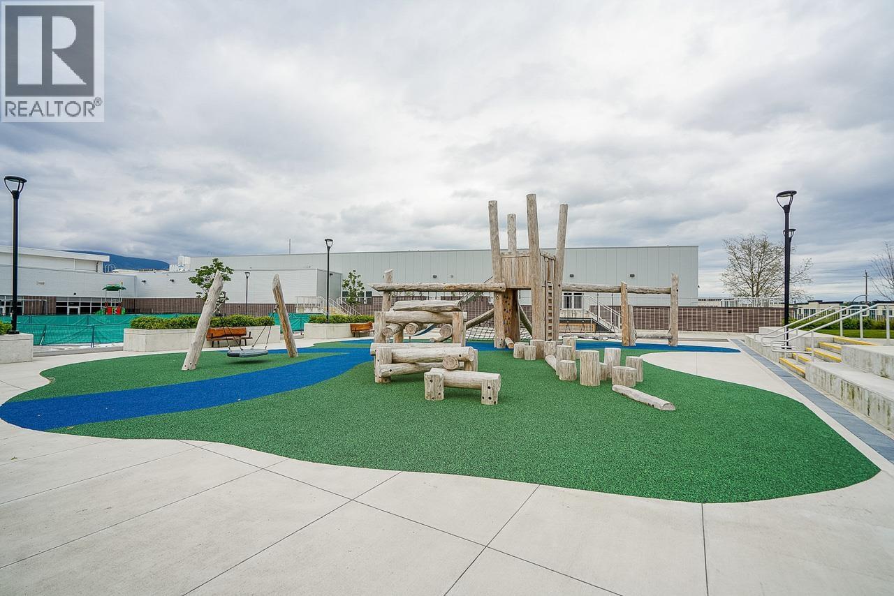 1608 2180 KELLY AVENUE, Port Coquitlam