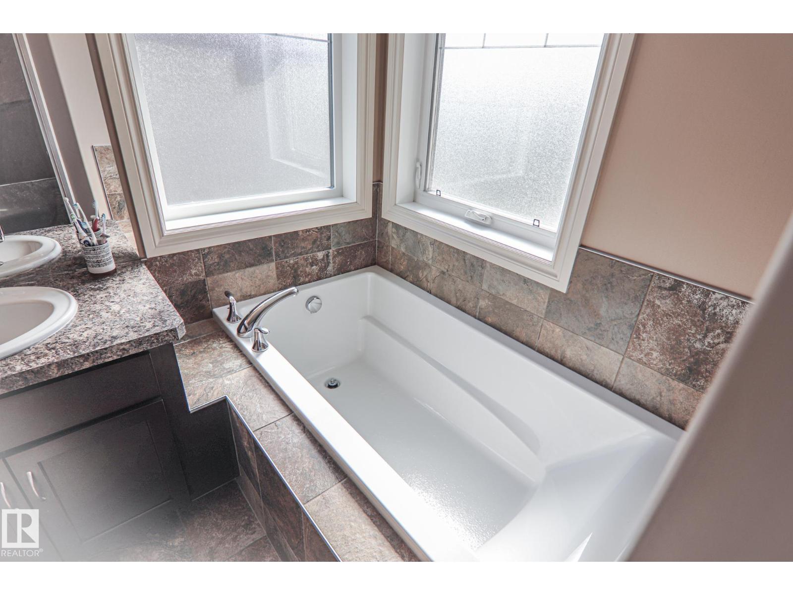 3619 GOODRIDGE CR NW - Photo 41