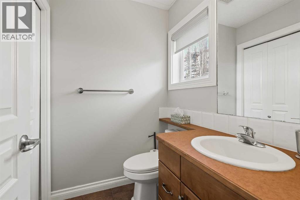 Single Family House for Sale in   Rockyledge View NW Rocky Ridge Calgary 