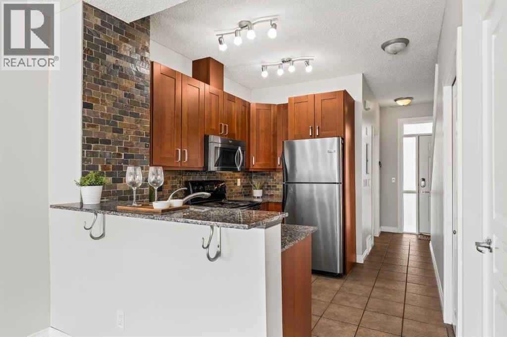 Single Family House for Sale in   Rockyledge View NW Rocky Ridge Calgary 