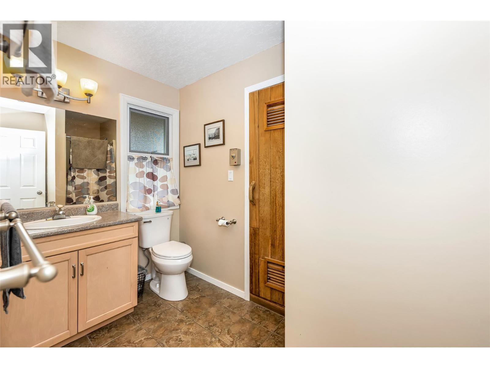 6463 BLUE JAY ROAD - 15