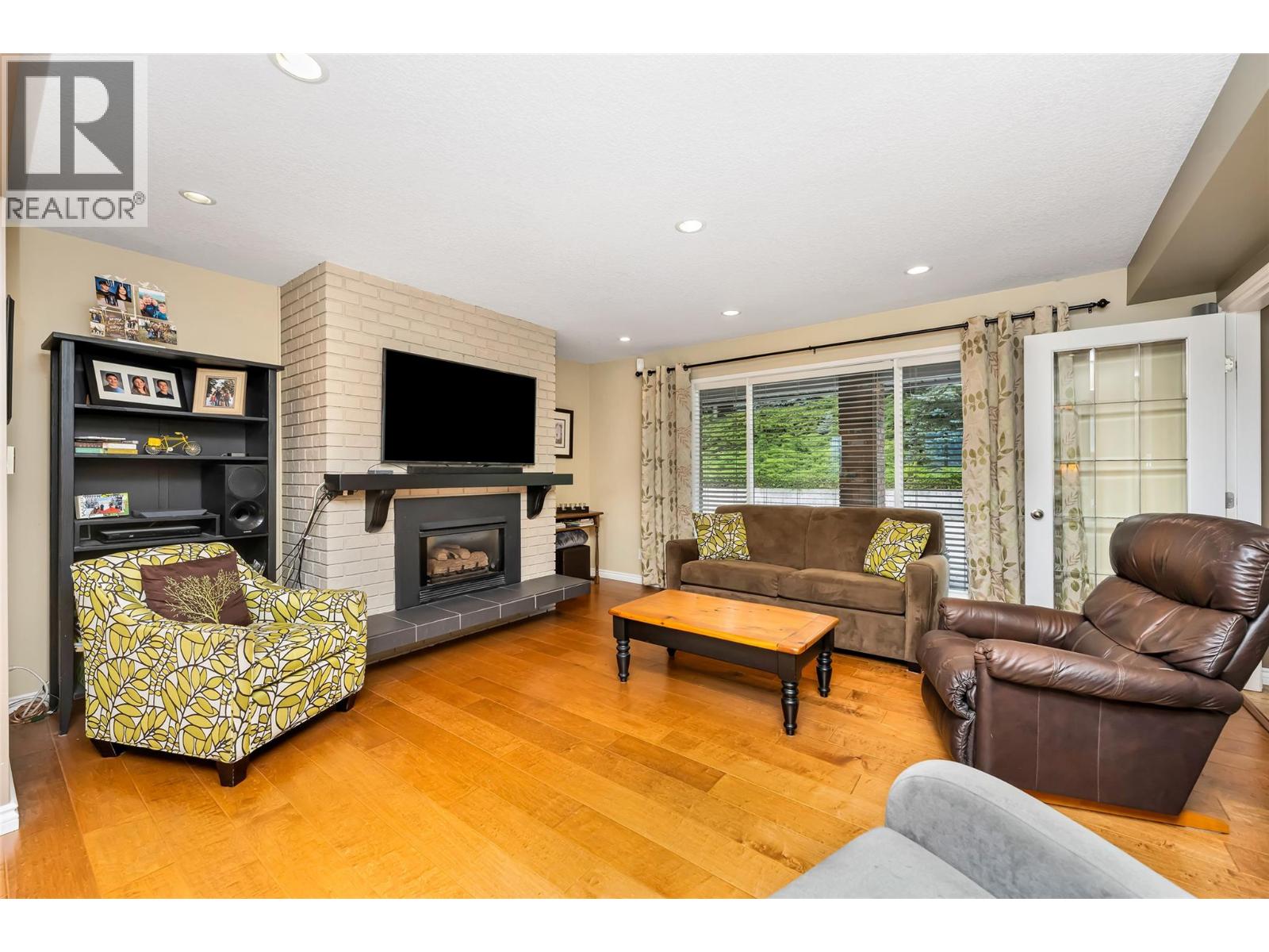 6463 BLUE JAY ROAD - 10