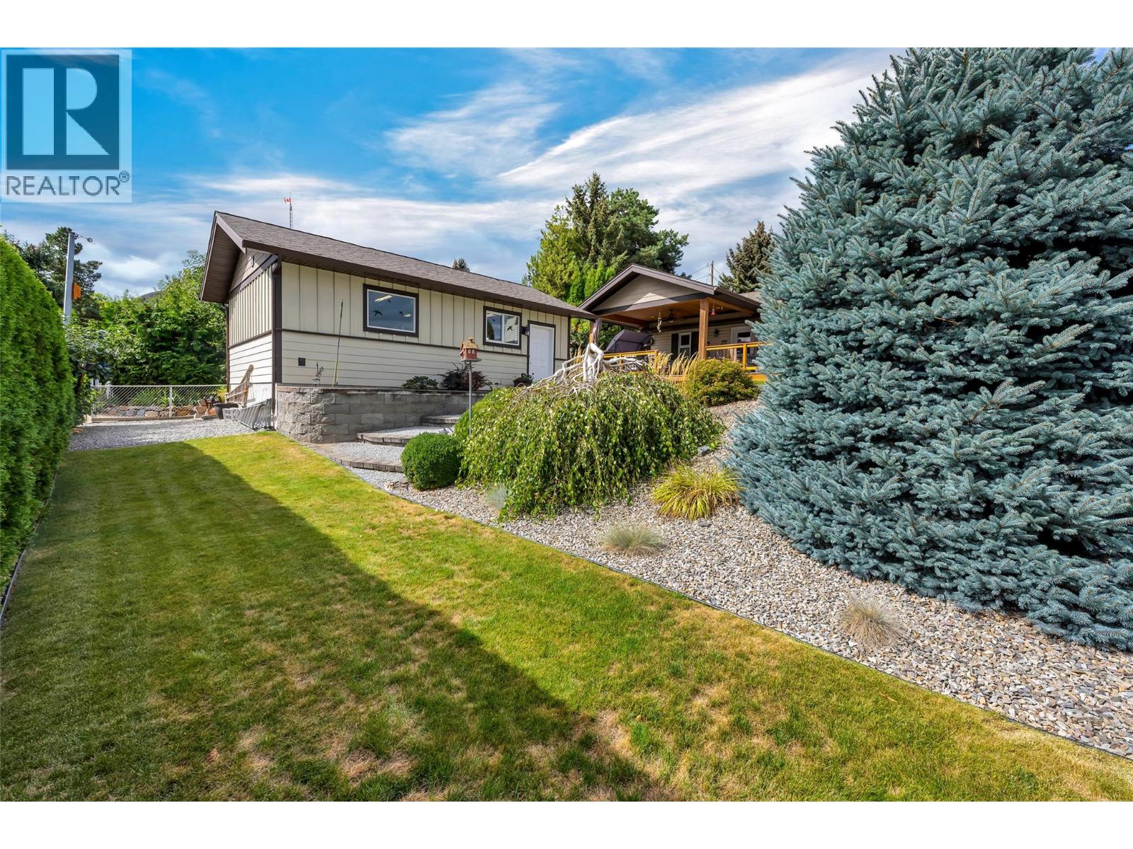 6463 BLUE JAY ROAD - 27