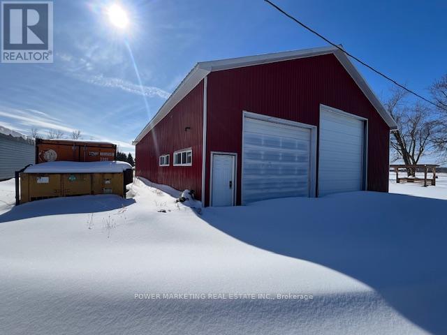 955 ST GUILLAUME Road