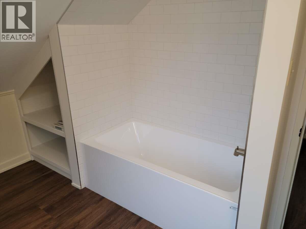 2600 37 Avenue, Vernon