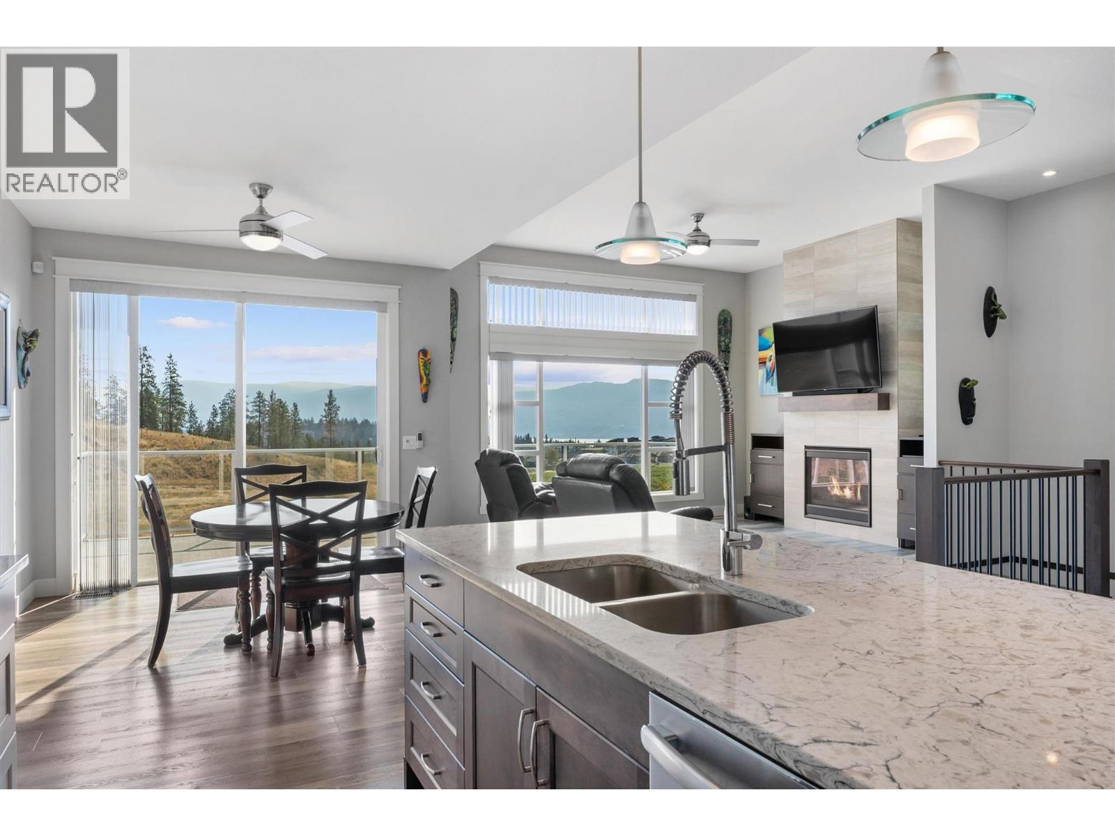  2600 Paramount Drive, West Kelowna