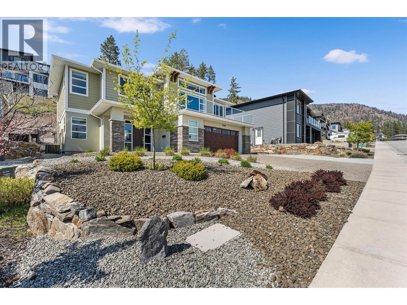  2600 Paramount Drive, West Kelowna