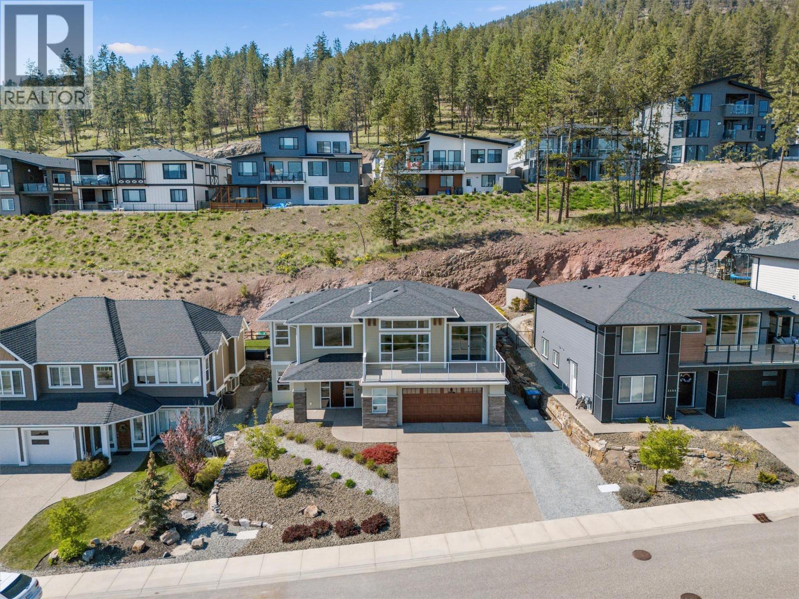  2600 Paramount Drive, West Kelowna
