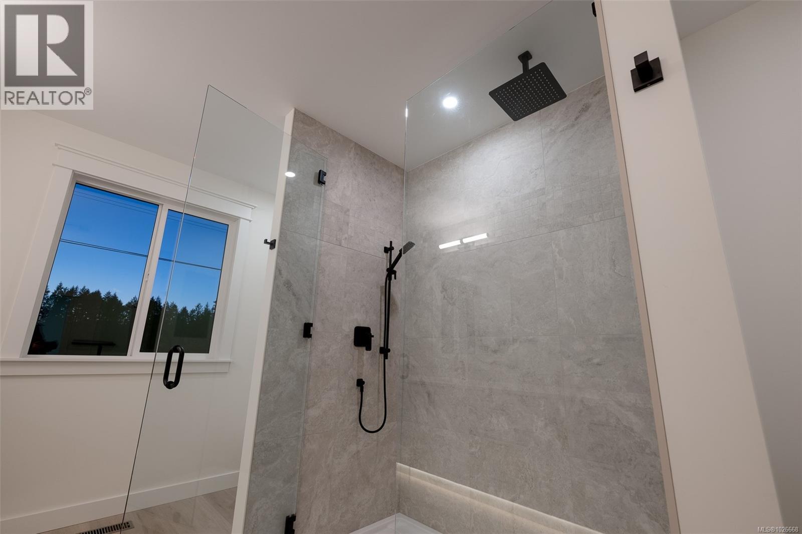 6537 Fayette Rd, Port Alberni