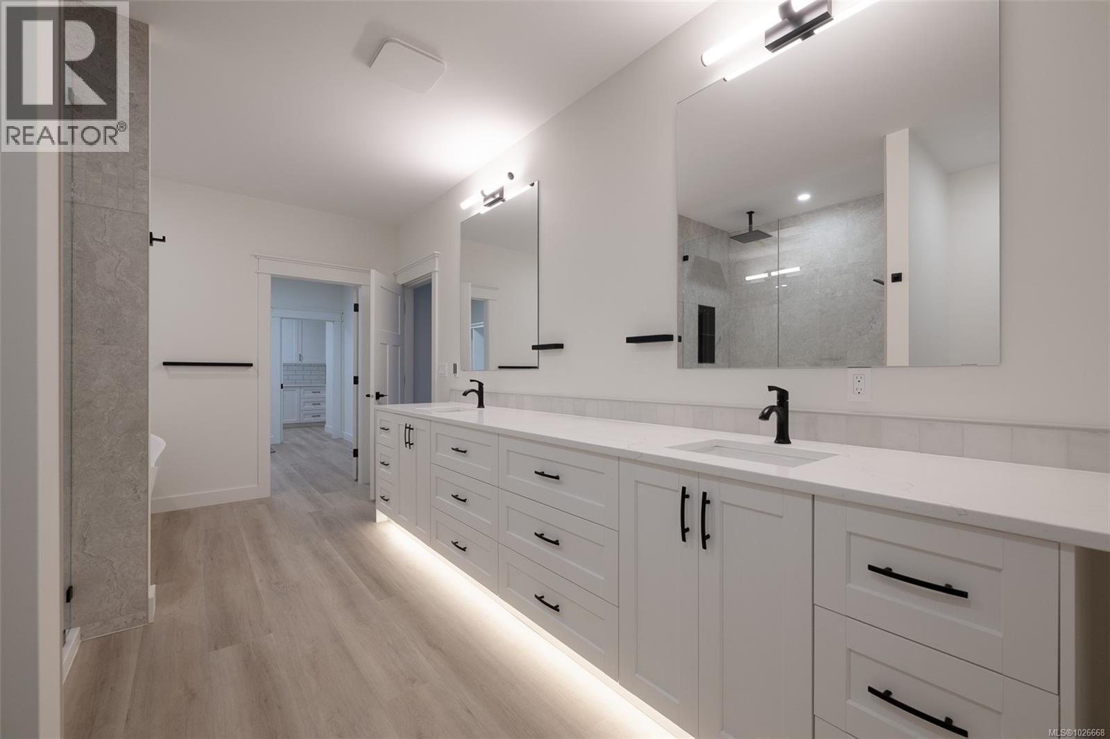 6537 Fayette Rd, Port Alberni