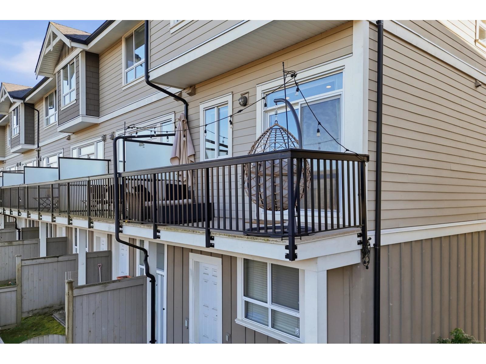 40 2955 156 Street - photo 2