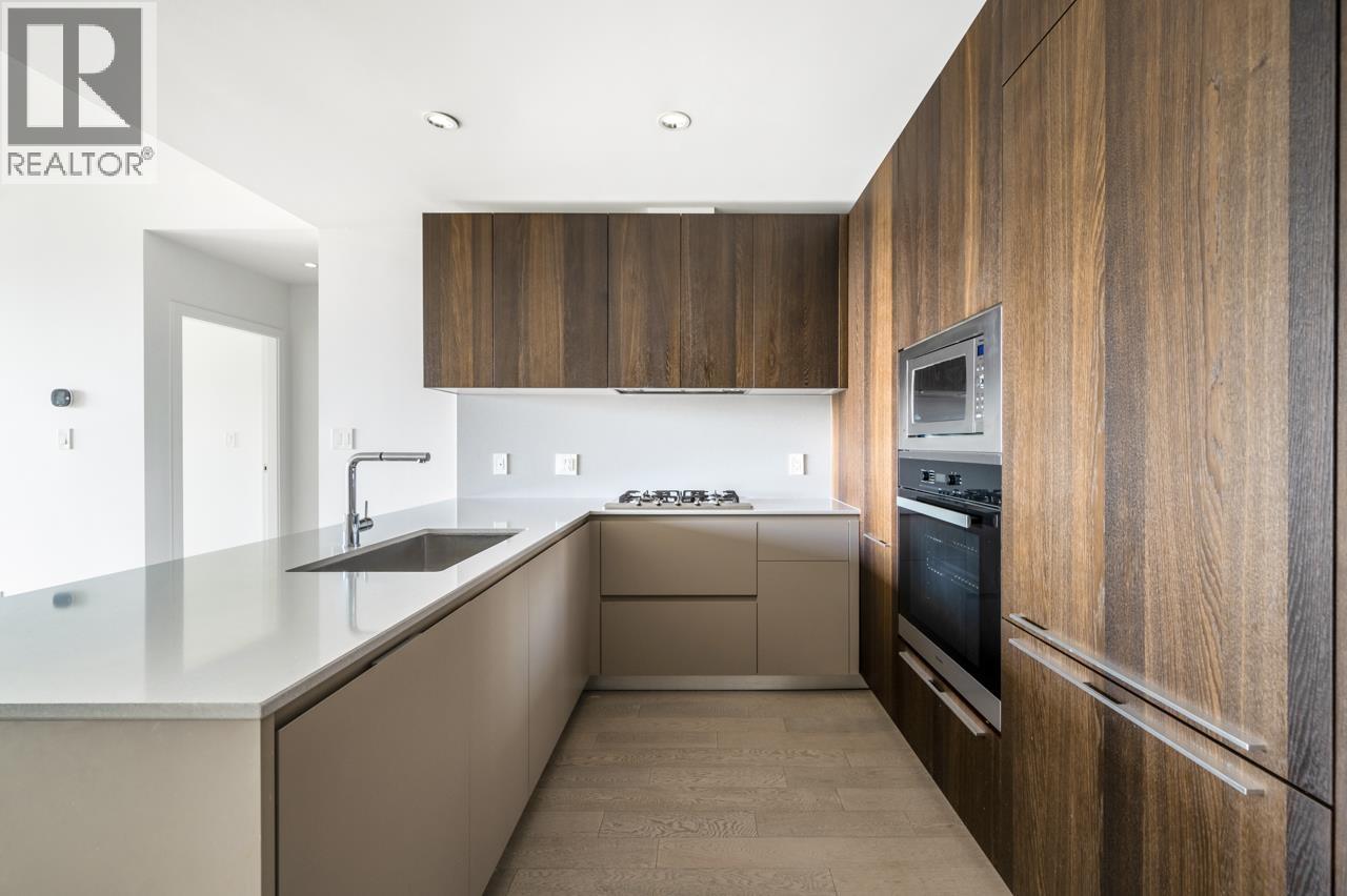 305 6688 PEARSON WAY, Richmond