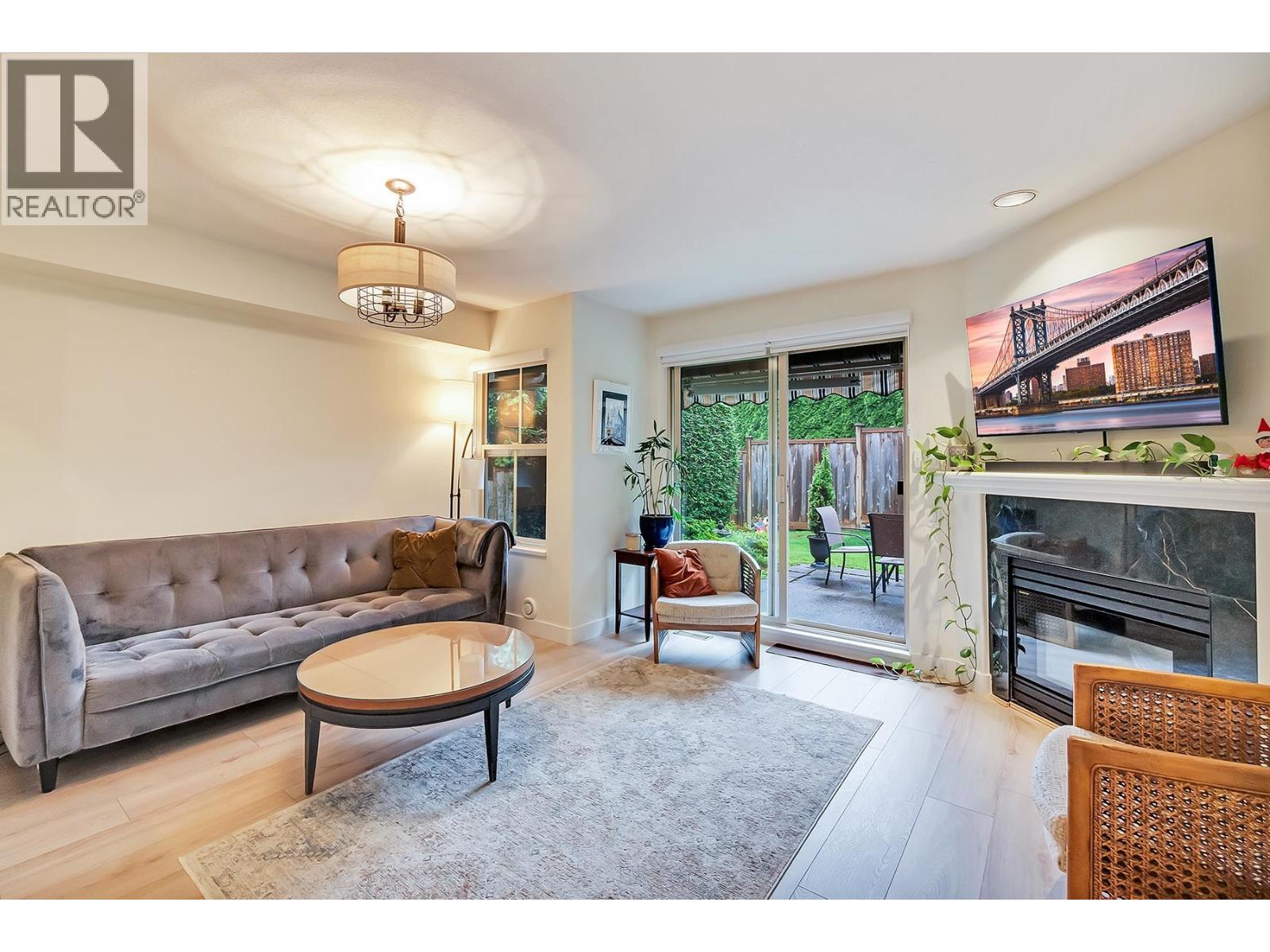 18 1550 LARKHALL CRESCENT, North Vancouver