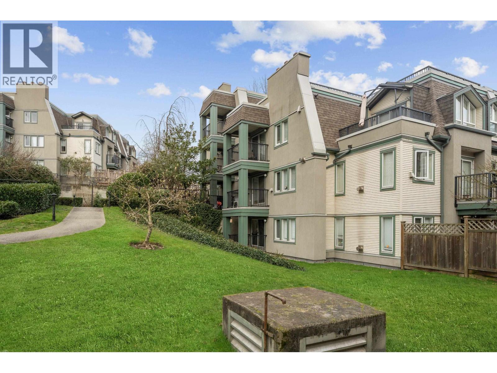 74 202 LAVAL STREET, Coquitlam