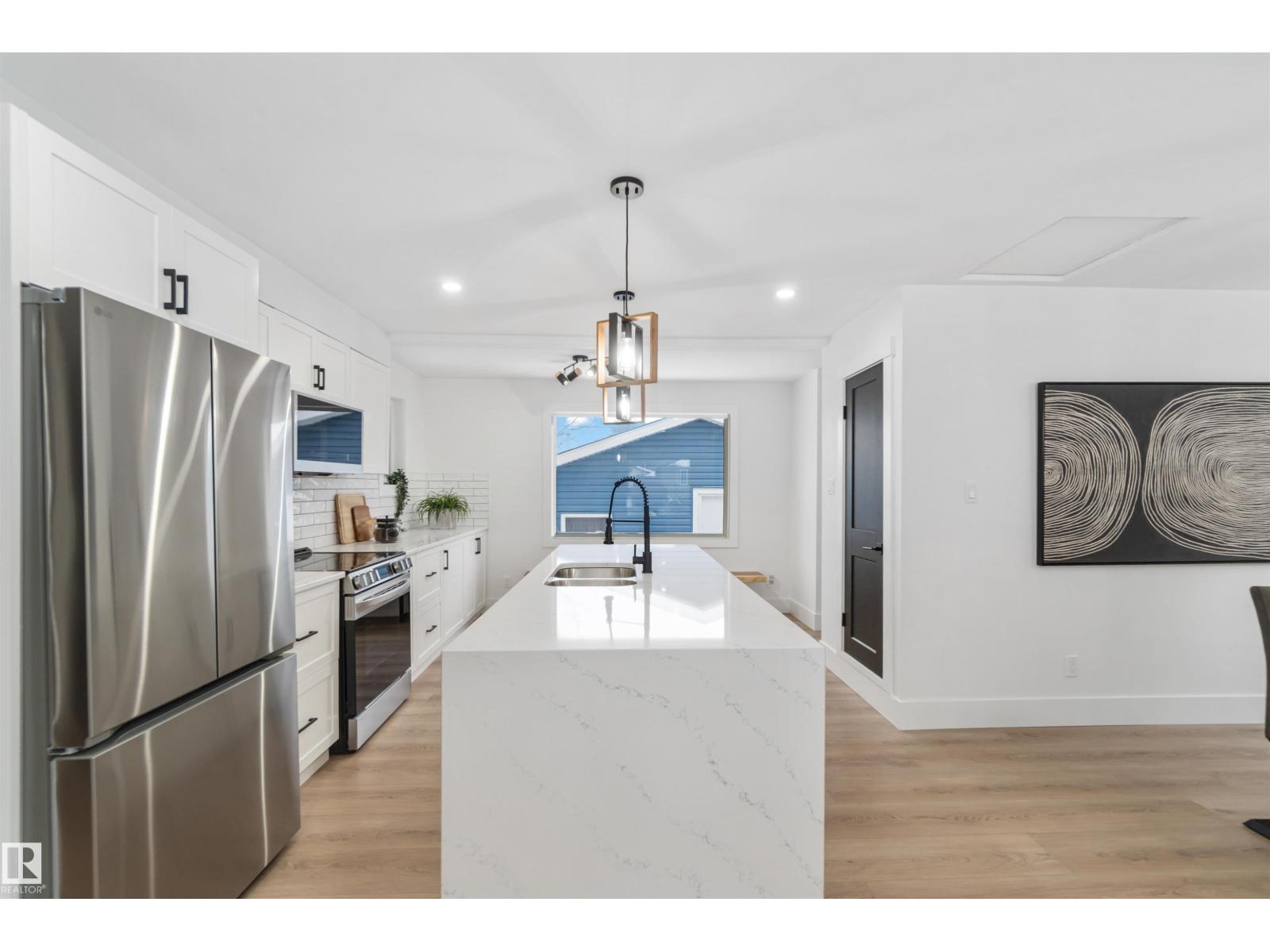 
          6719 95 AV NW
            <br/>
            <span>Edmonton</span>
            , 
            <span>AB</span>
             <span>T6B1A6</span>
         - Photo 40