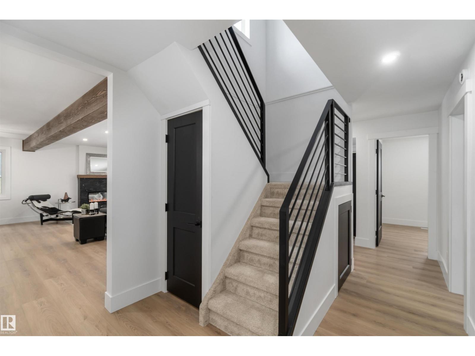 
          6719 95 AV NW
            <br/>
            <span>Edmonton</span>
            , 
            <span>AB</span>
             <span>T6B1A6</span>
         - Photo 31