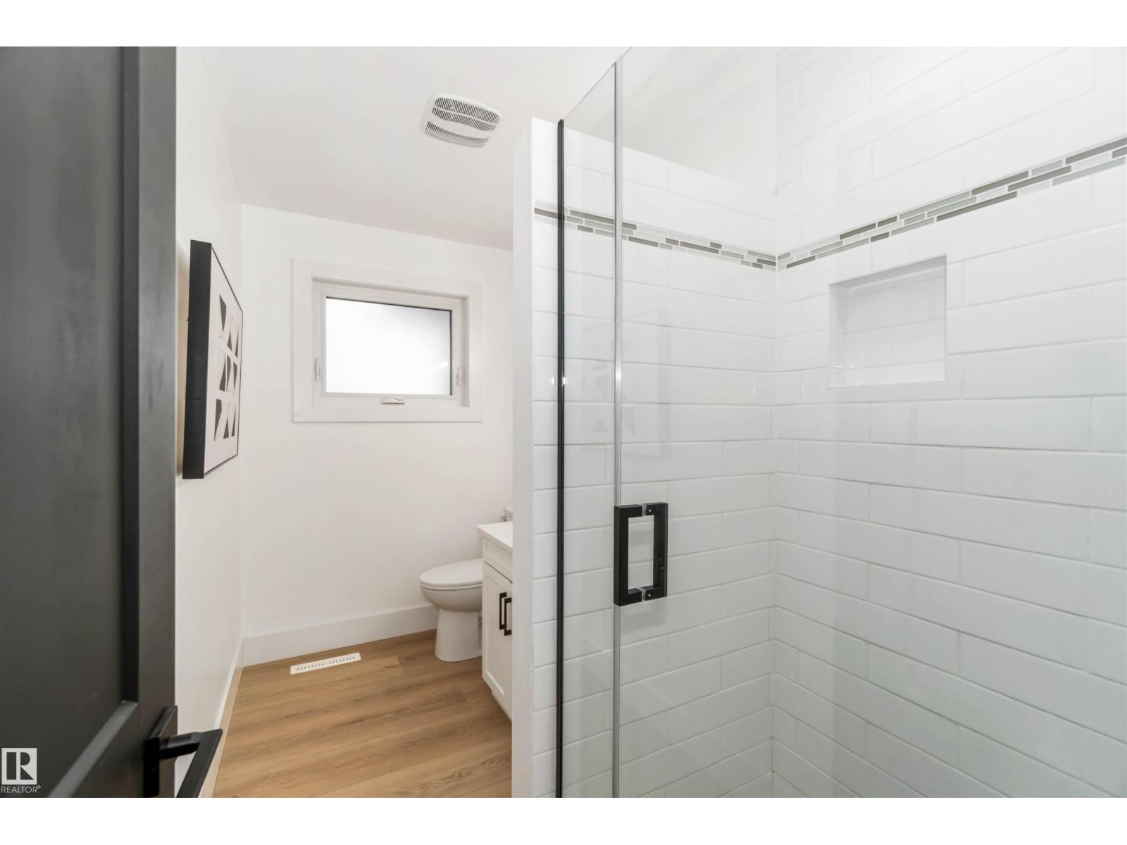 
          6719 95 AV NW
            <br/>
            <span>Edmonton</span>
            , 
            <span>AB</span>
             <span>T6B1A6</span>
         - Photo 6