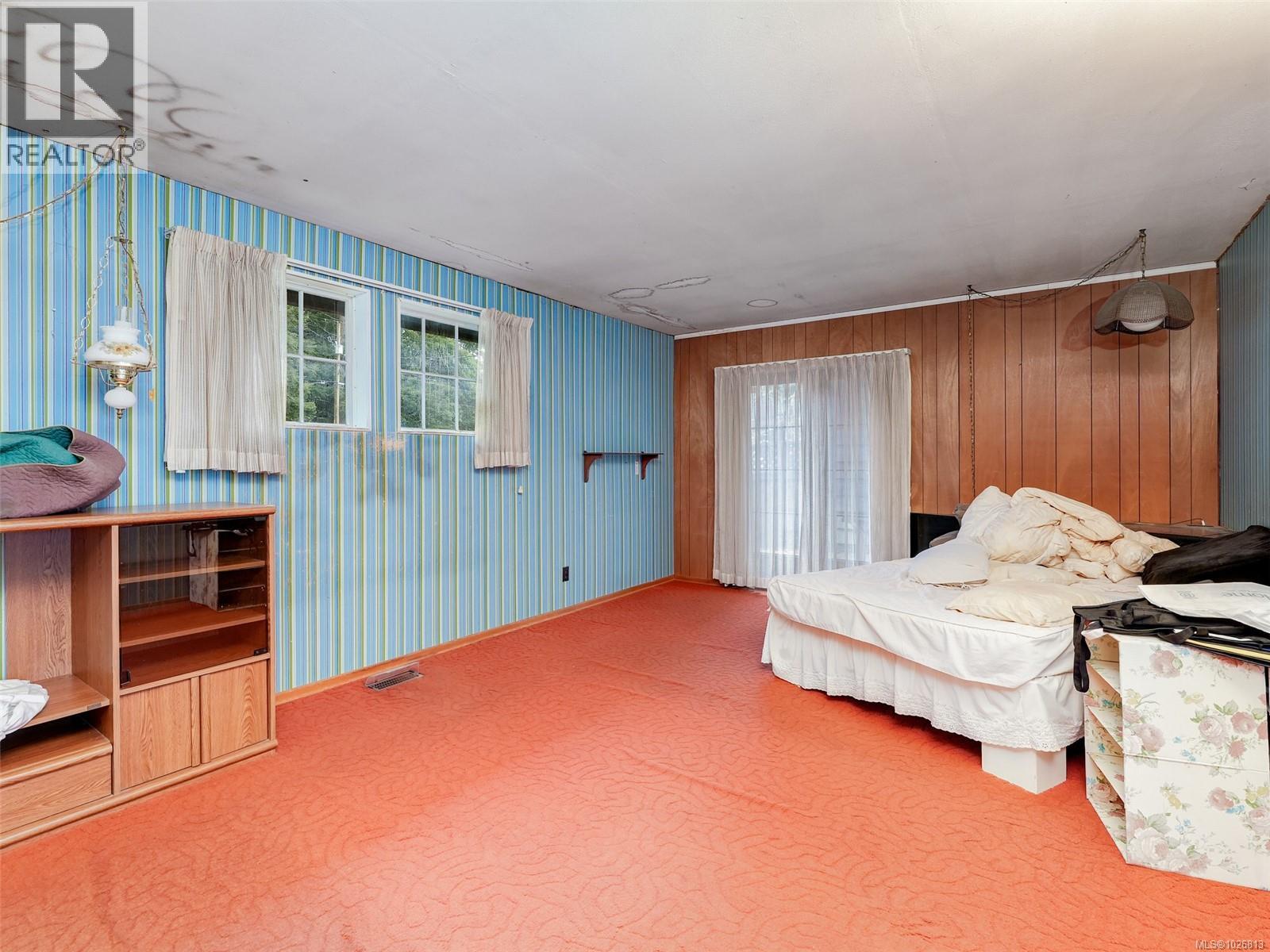  913 Gade Road, Langford