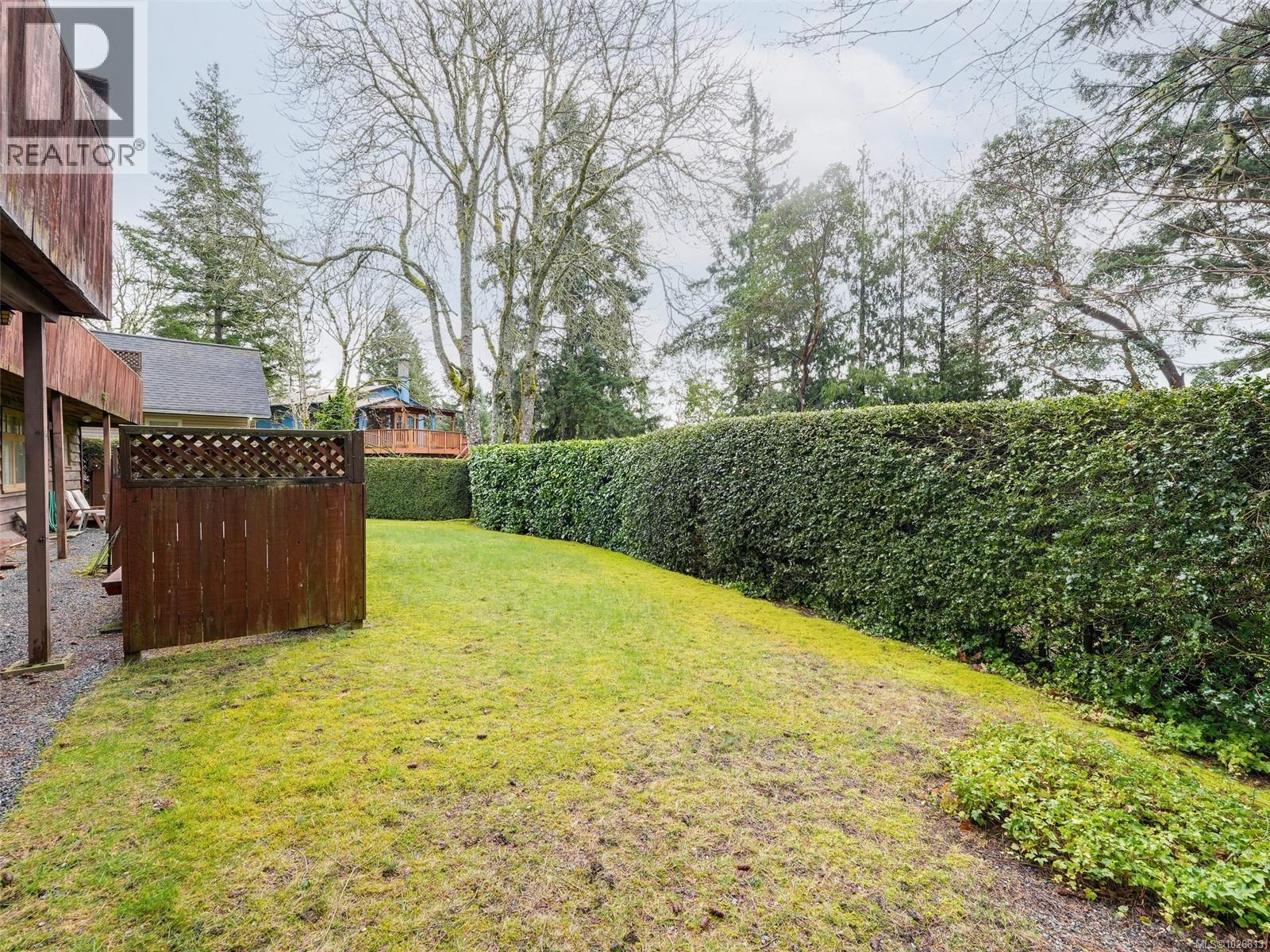  913 Gade Road, Langford