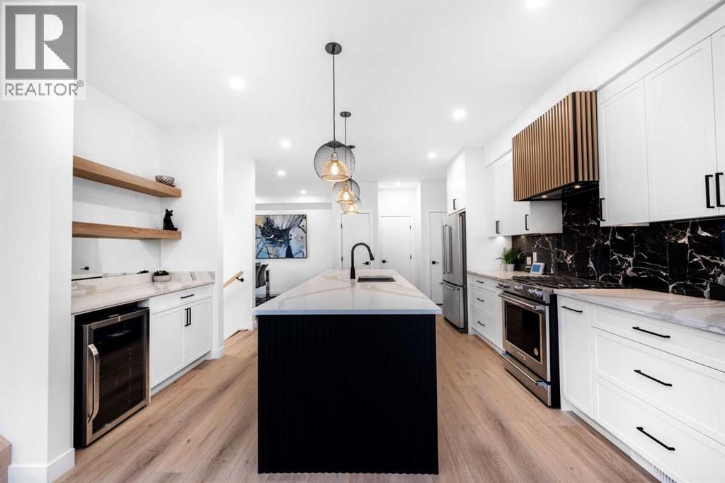 Single Family House for Sale in  Westmount Road NW West Hillhurst Calgary 