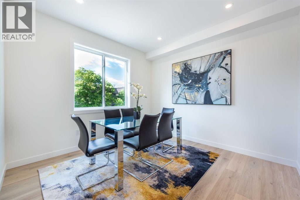 Single Family House for Sale in  Westmount Road NW West Hillhurst Calgary 