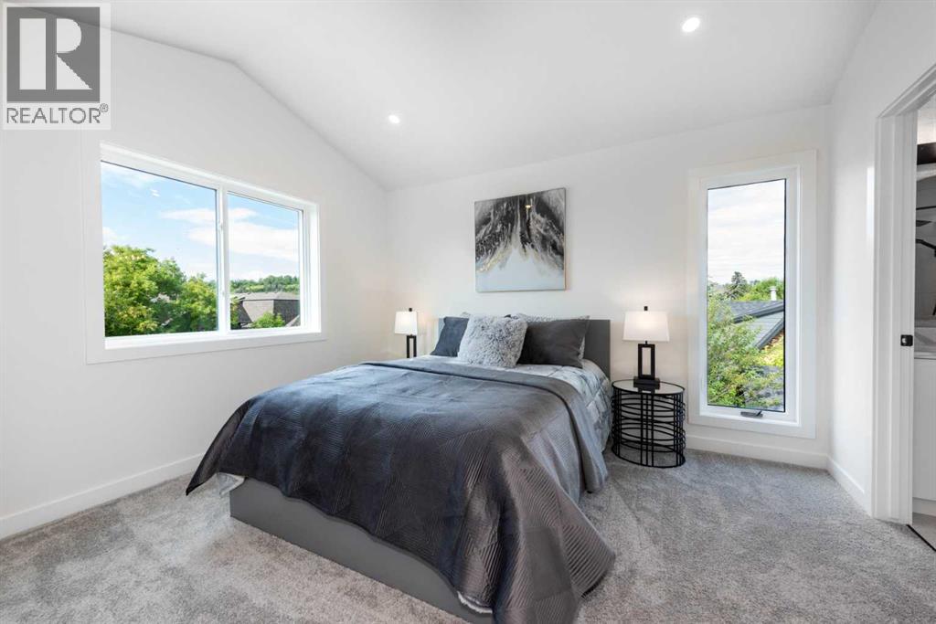 Single Family House for Sale in  Westmount Road NW West Hillhurst Calgary 