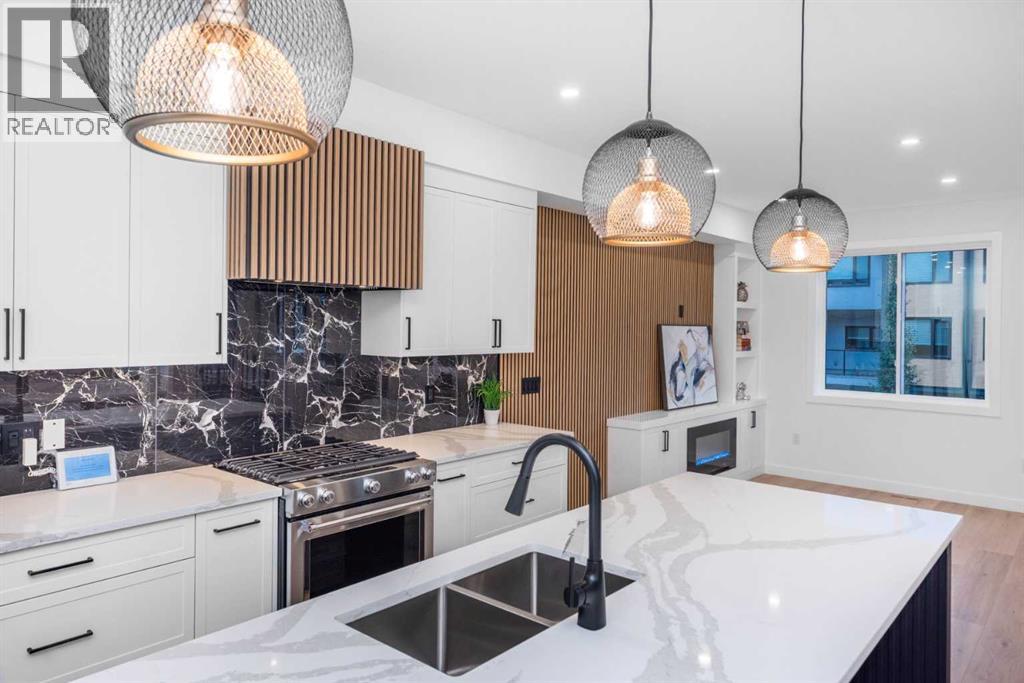 Single Family House for Sale in  Westmount Road NW West Hillhurst Calgary 