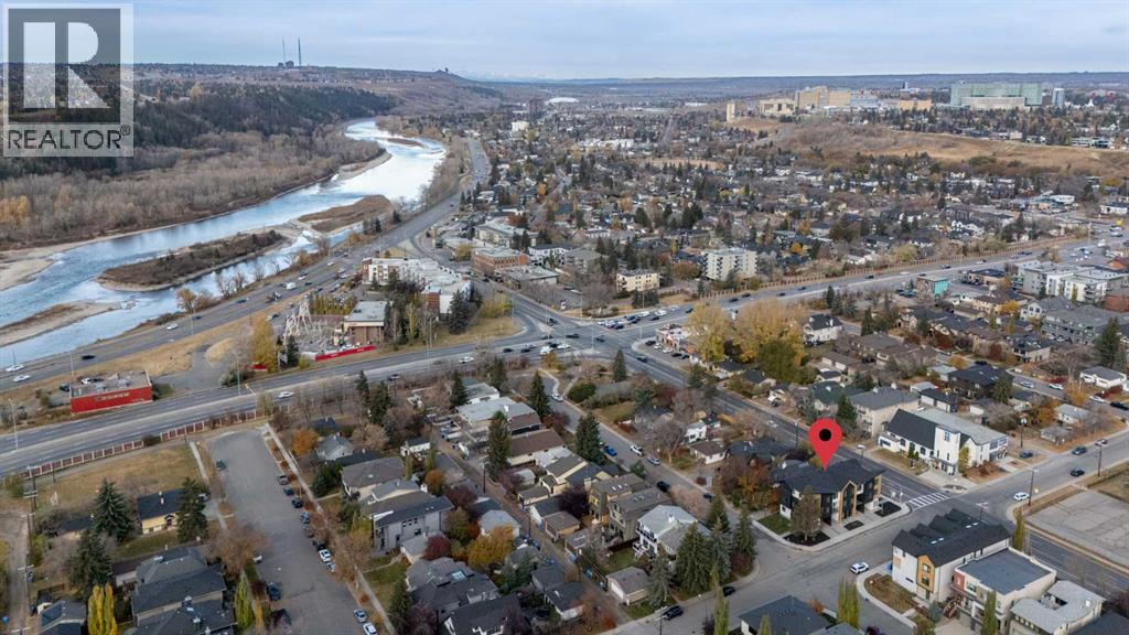 Single Family House for Sale in  Westmount Road NW West Hillhurst Calgary 