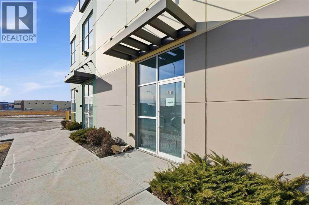 106, 10748 74 Street SE, Calgary, Alberta